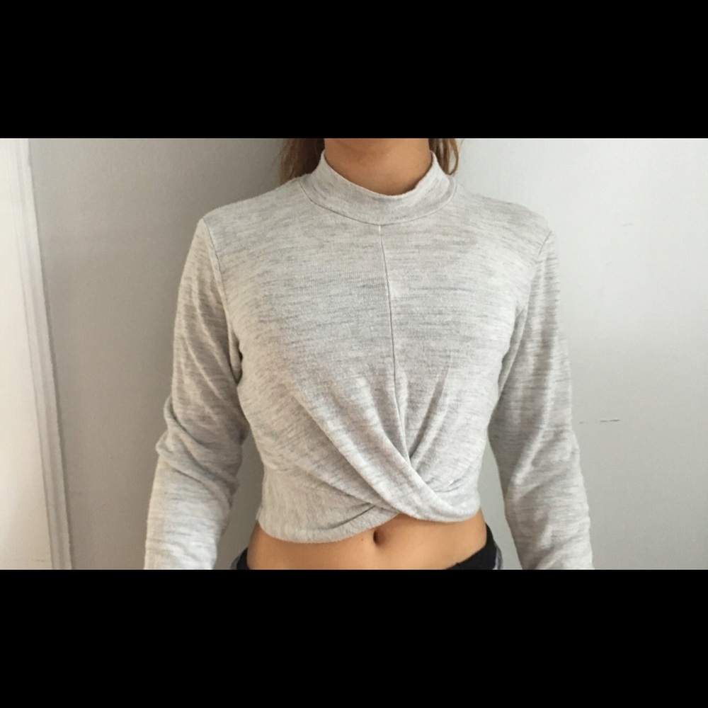 Soft white twist crop top